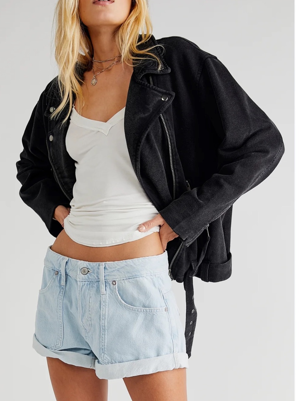 FREE PEOPLE beginner’s luck slouch short - light blue